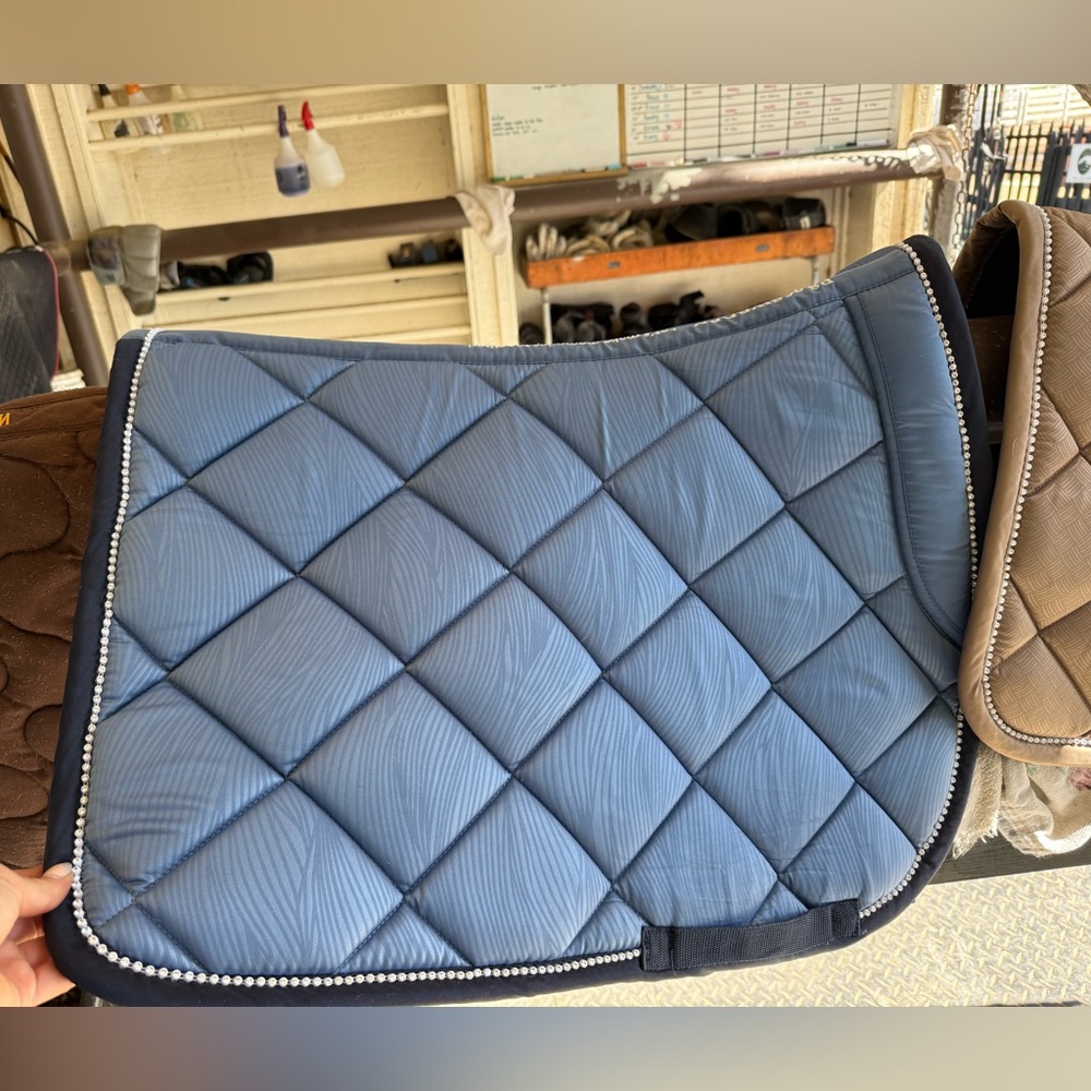 Lot of 2 cob size jump pads